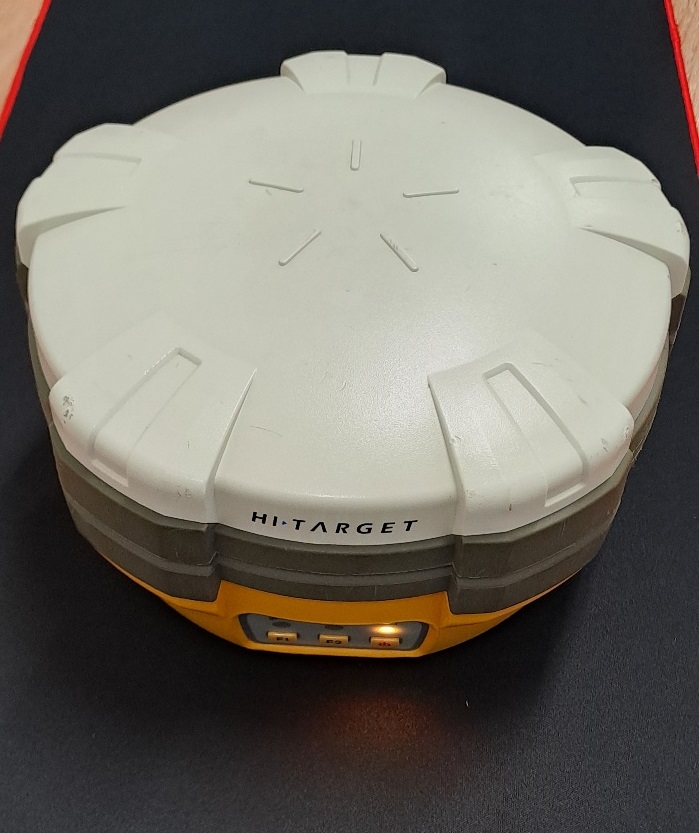 GNSS 수신기 외부 상태등 위치